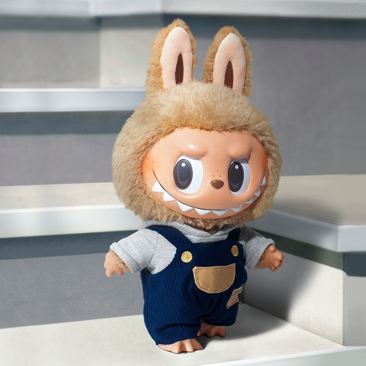 Labubu Time to chill Vinyl Plush Doll - Image 4